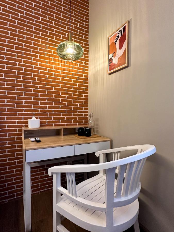Lugano Arte Homestay Yakarta Exterior foto