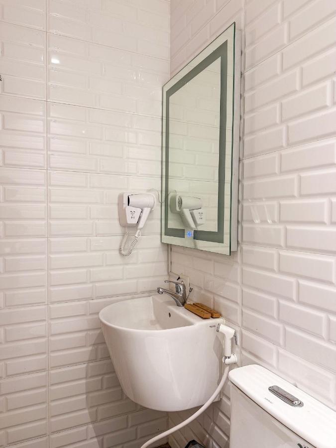 Lugano Arte Homestay Yakarta Exterior foto